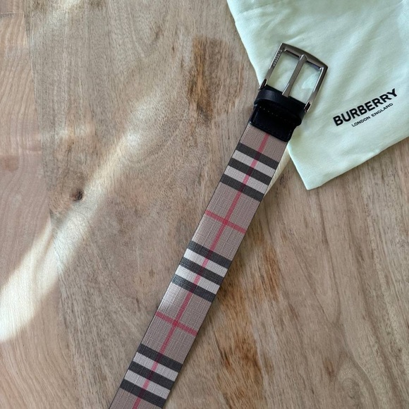 Burberry check belt - Picture 2 of 2